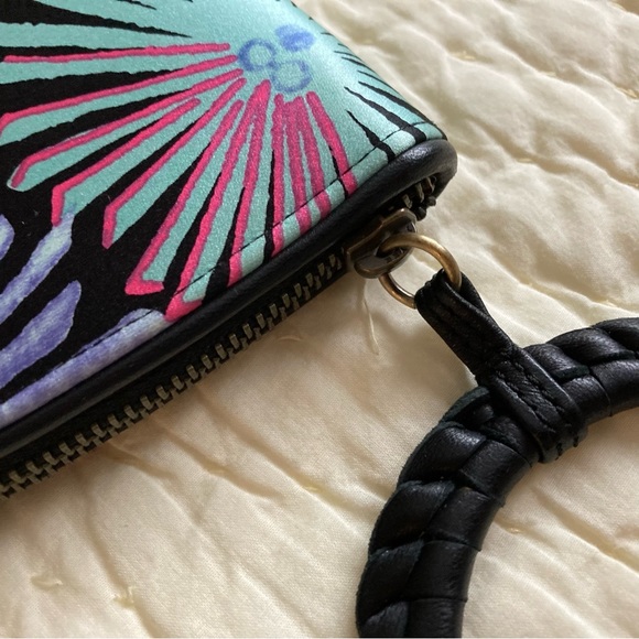 Brand New Shanghai Tang 100% Silk Clutch - Picture 10 of 12